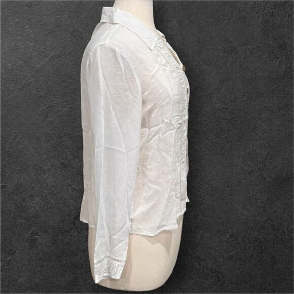 J.Jill Women’s Lace Button Down White Shirt in the Size Medium - Picture 2 of 11
